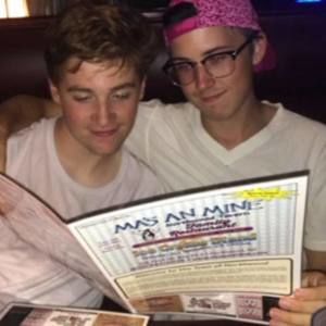 Meet your Posher, Pat